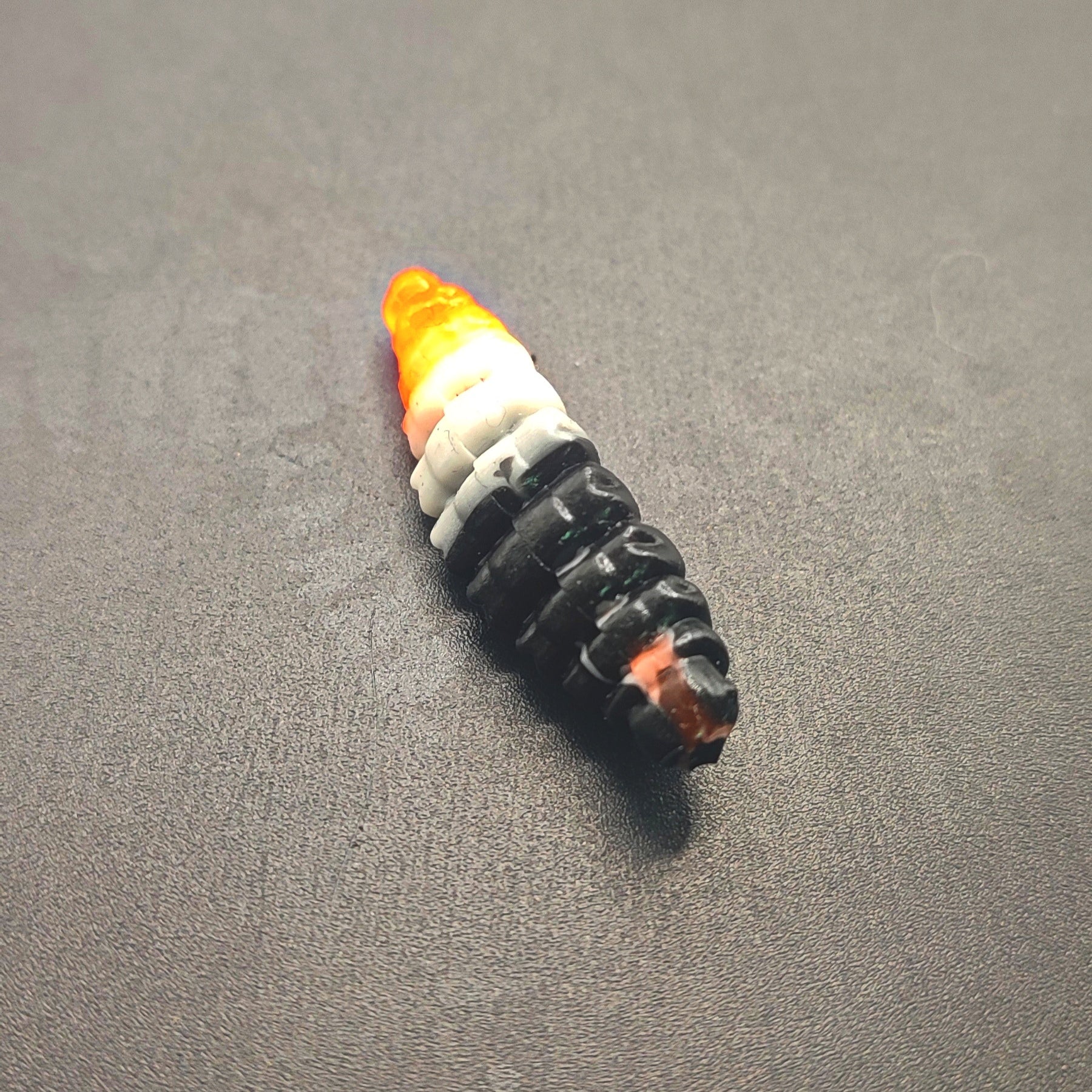 Camola Tricolor (Nero/bianco/Arancio) Turbo