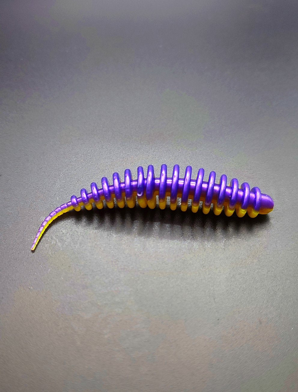 Troutworm2 (Viola/Giallo Striato)