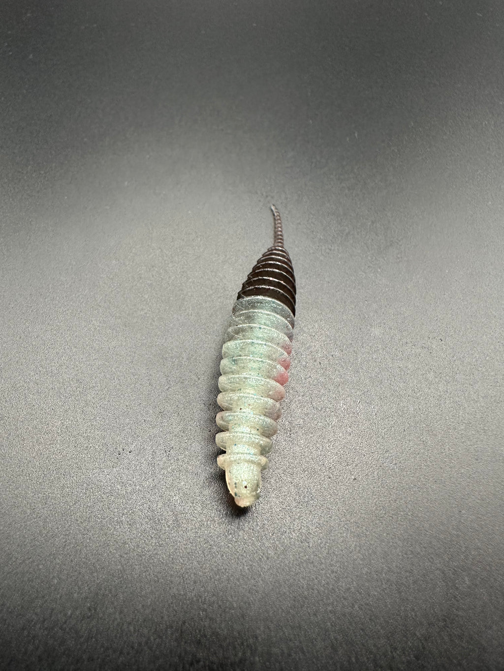 Troutworm2 (GostGlitter/Nero) col.16