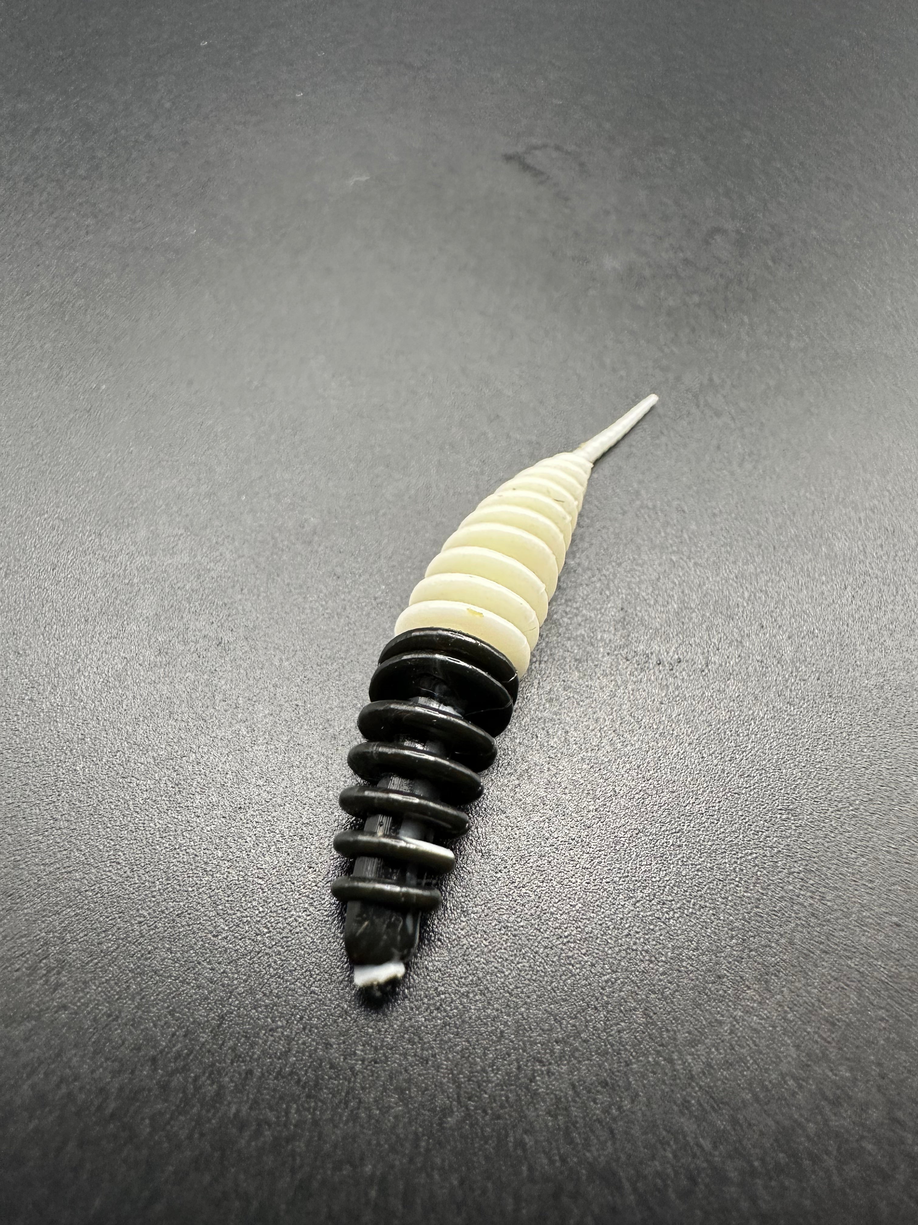 Troutworm2 (Nero/Bianco) col.30
